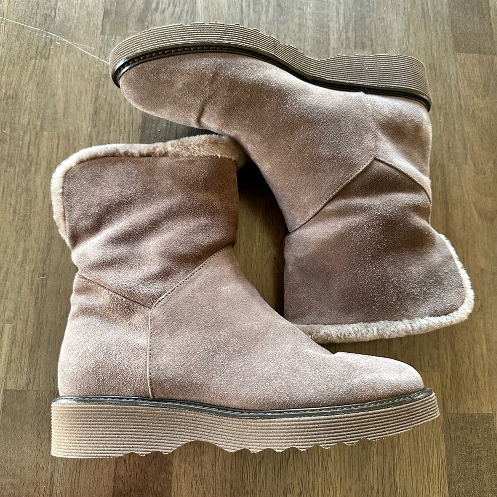 Aquatalia Women's Kimberly Weatherproof Suede & Shearling Winter Booties